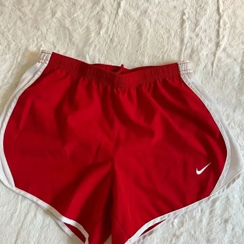 Nike Lined Track Shorts Kids Size Medium